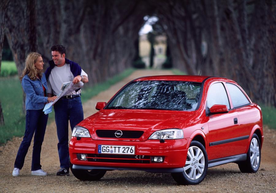  Opel Astra 3-Door (G) 1998 года  (фото 25 из 36)